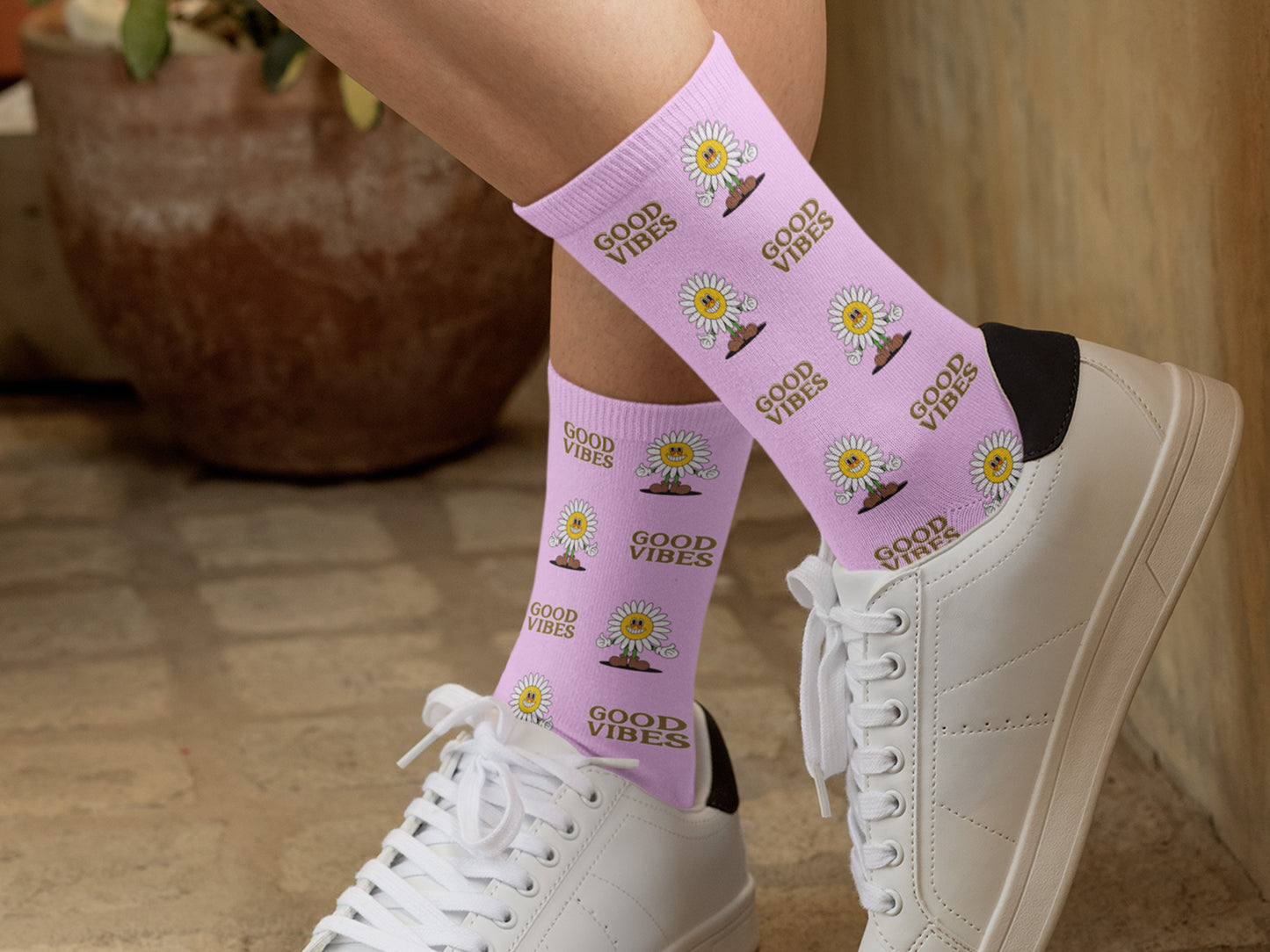 Good Vibes Daffodil Flower Socks