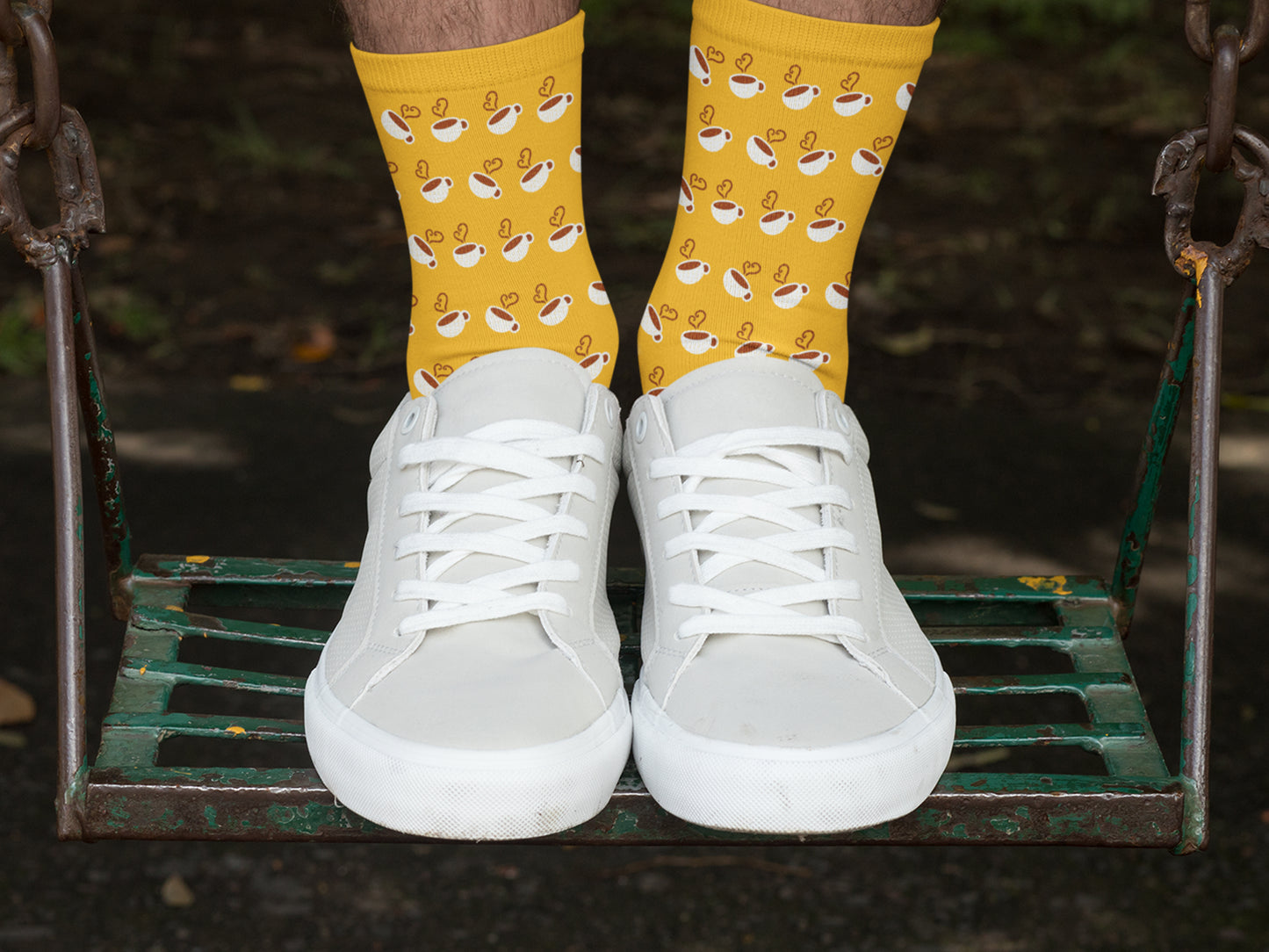 COFFEE CUP with Love Heart Pattern Socks